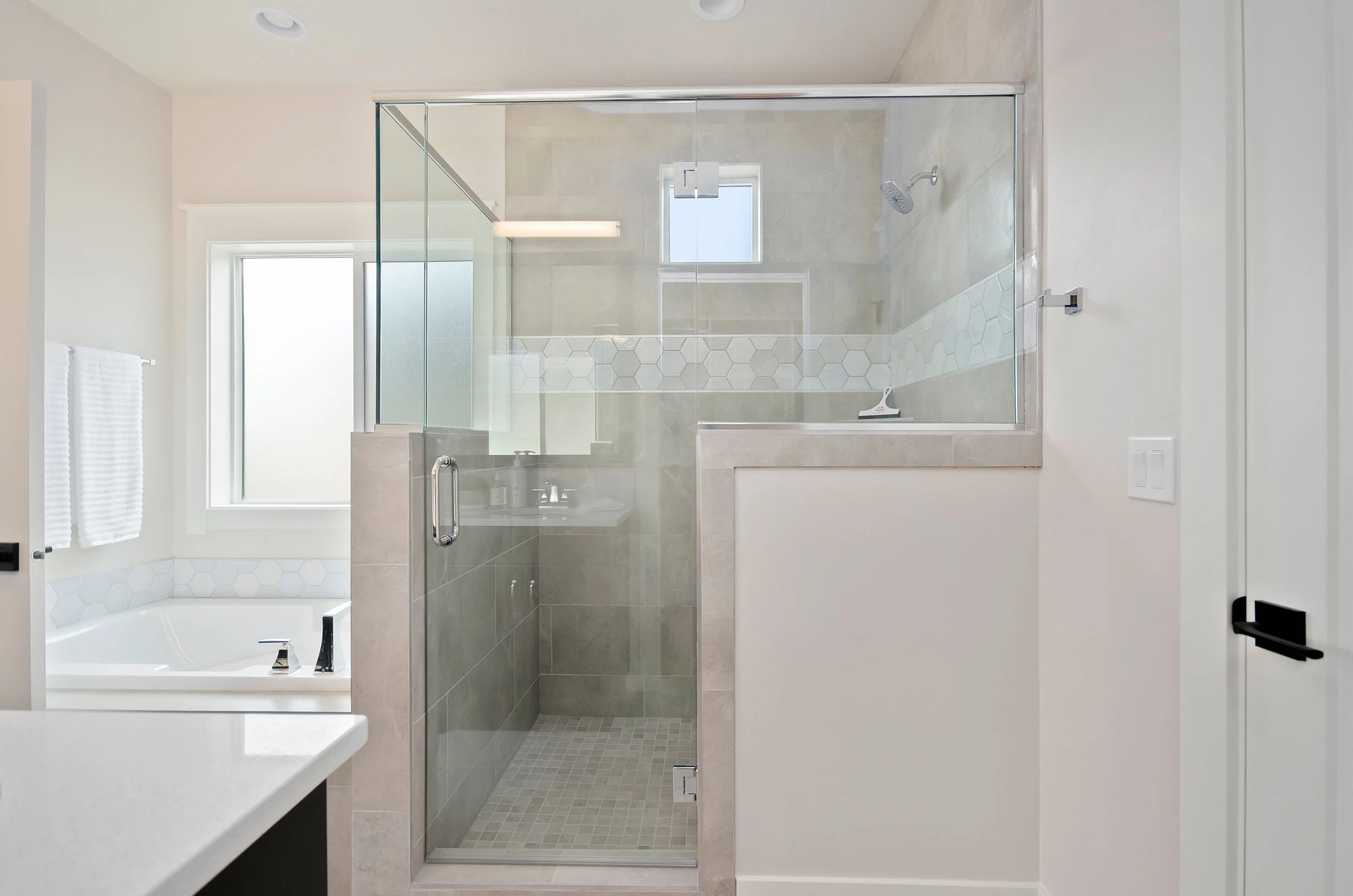 30-Master Bathroom.jpg