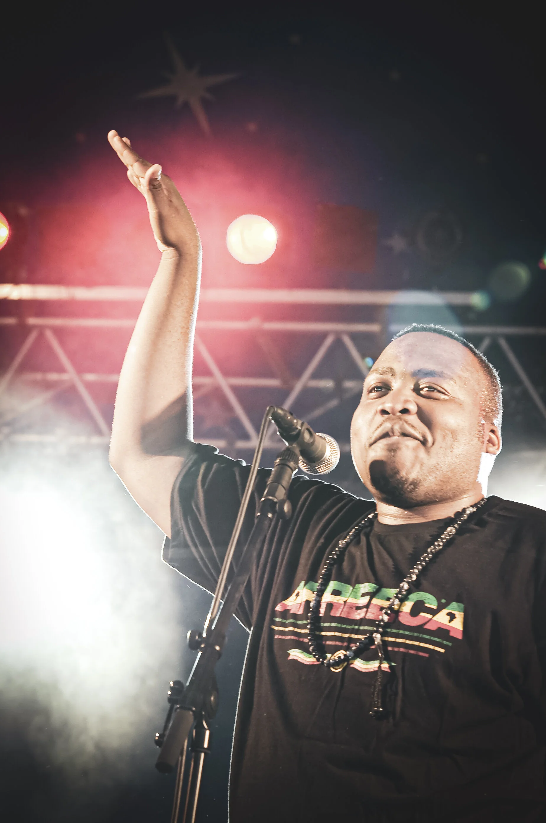 Tumi & The Volume