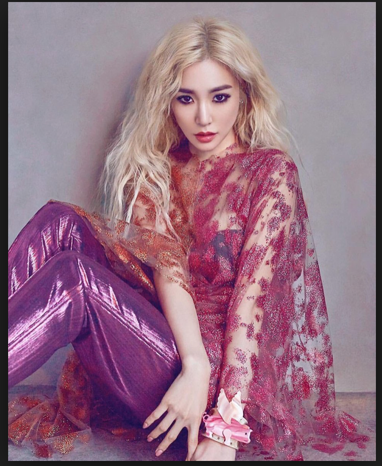 TIFFANY YOUNG: GLASS MAGAZINE COVER SHOOT