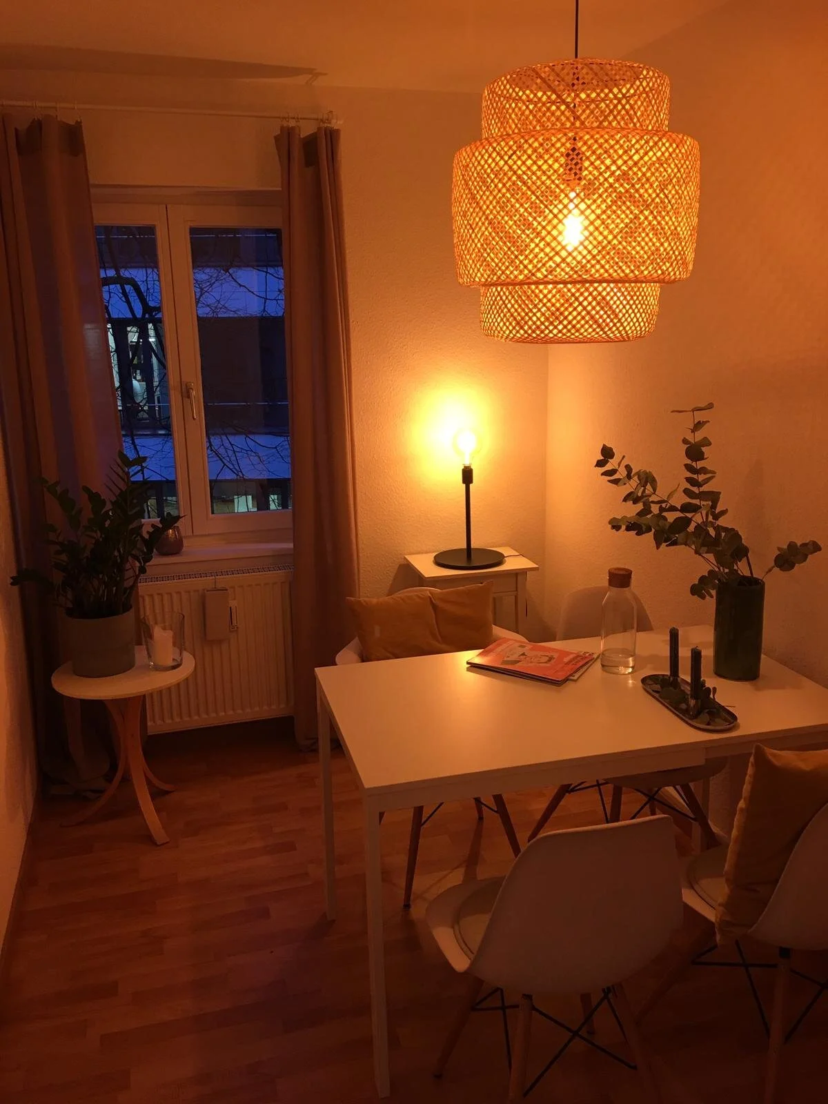 Helles WG-Zimmer mit Balkon im Westend