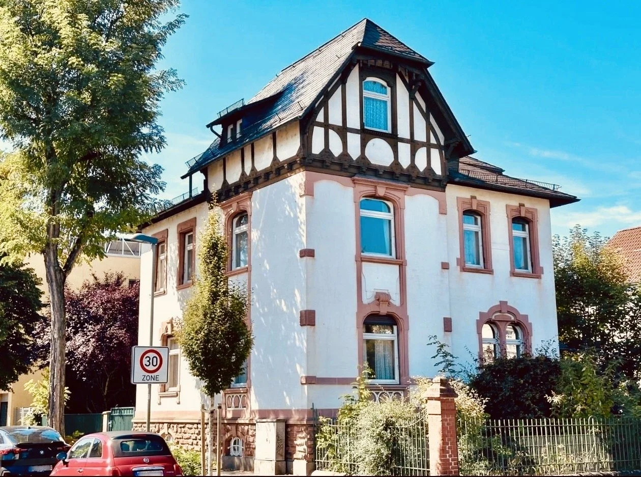 Altbau Villa in der Wohnanlage Buchhügel