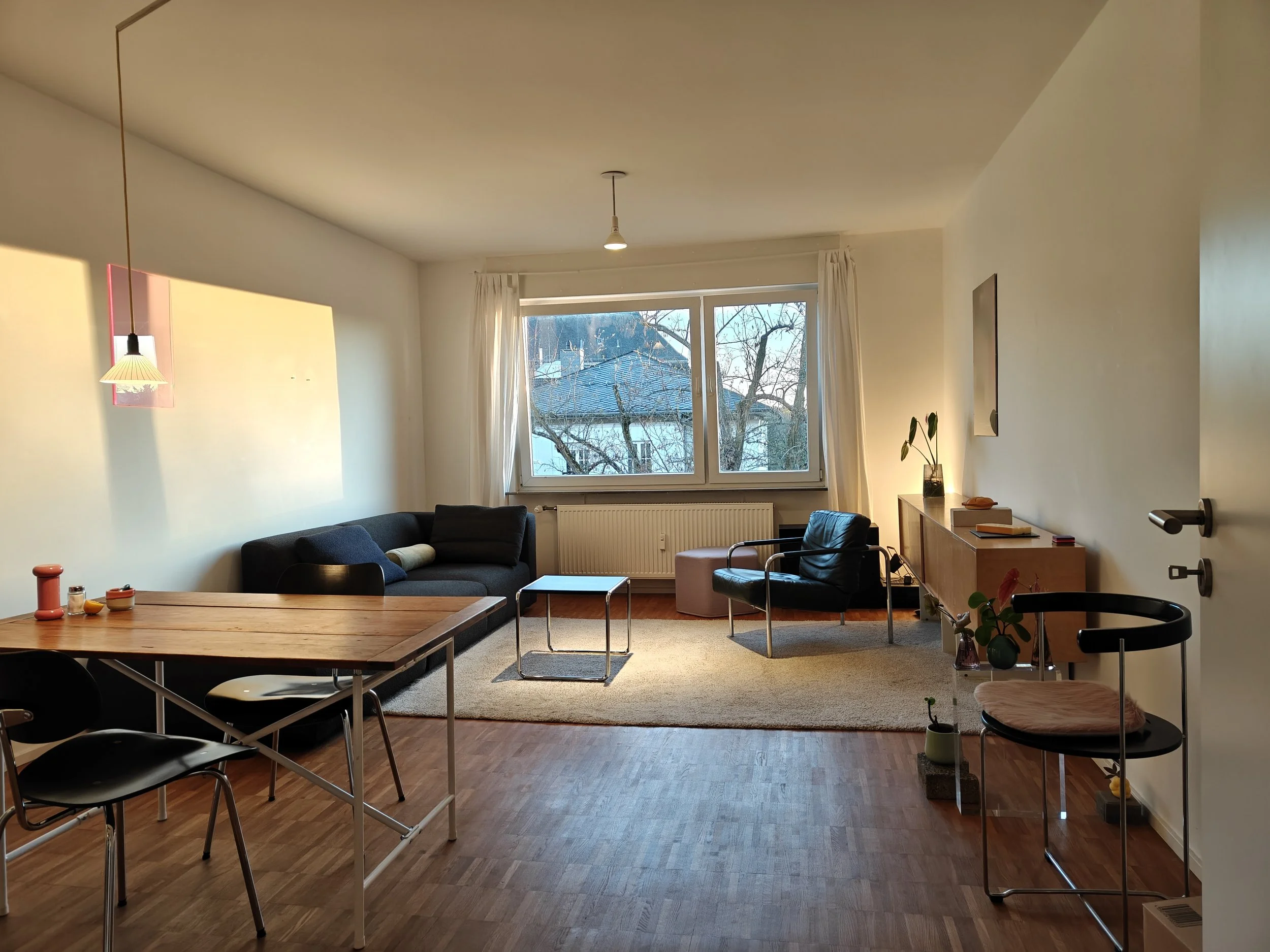 Schönes Zimmer in 2er WG