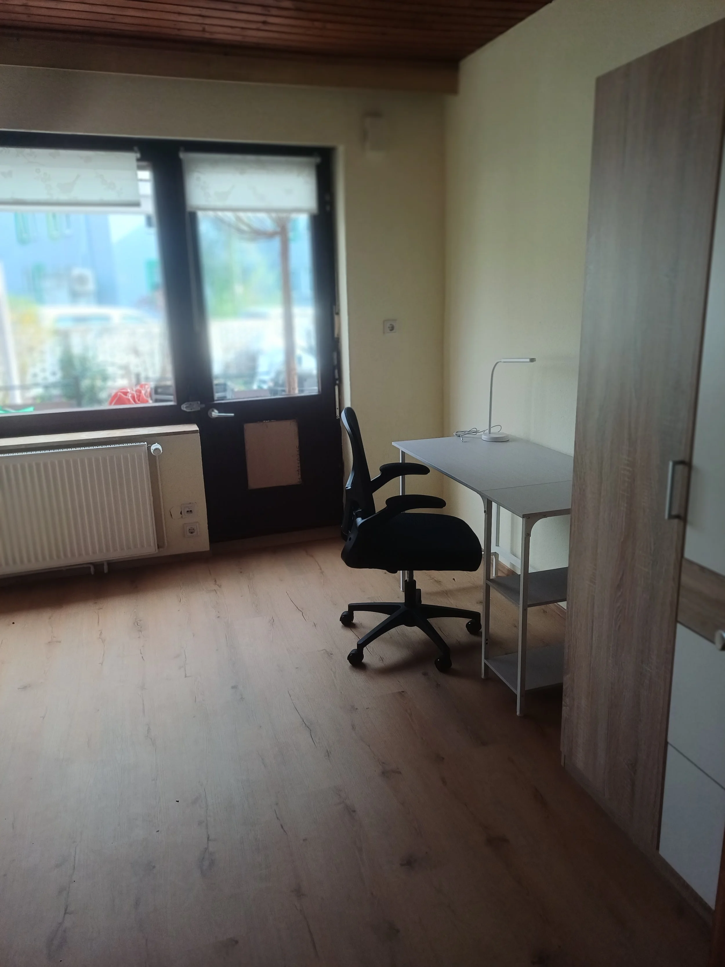 möbliertes Zimmer in 4-er WG