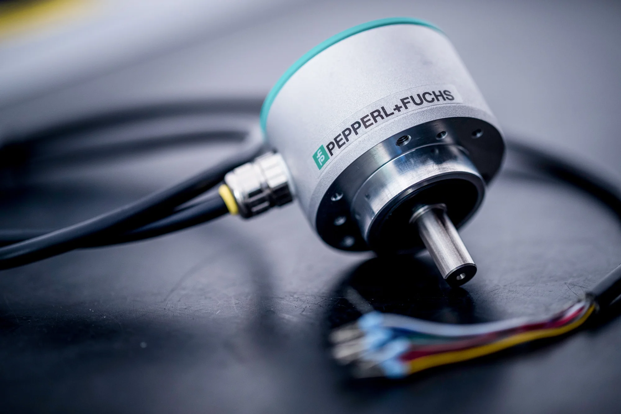 Hannes_Geipel_Pepperl+Fuchs_ENI58_design_05.jpg