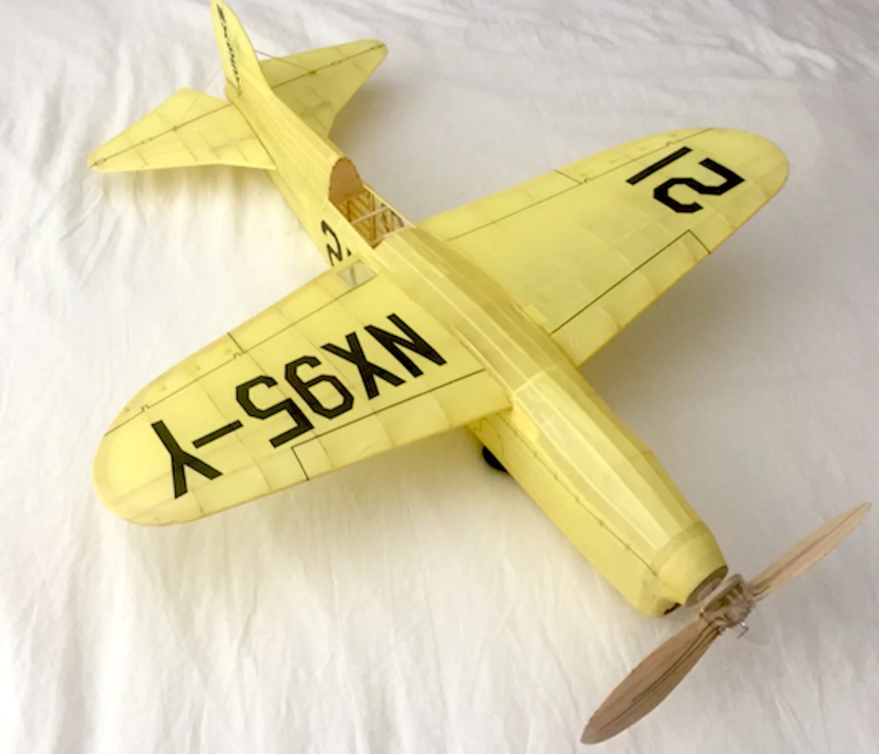 24" R1 Chambermaid tissue art 