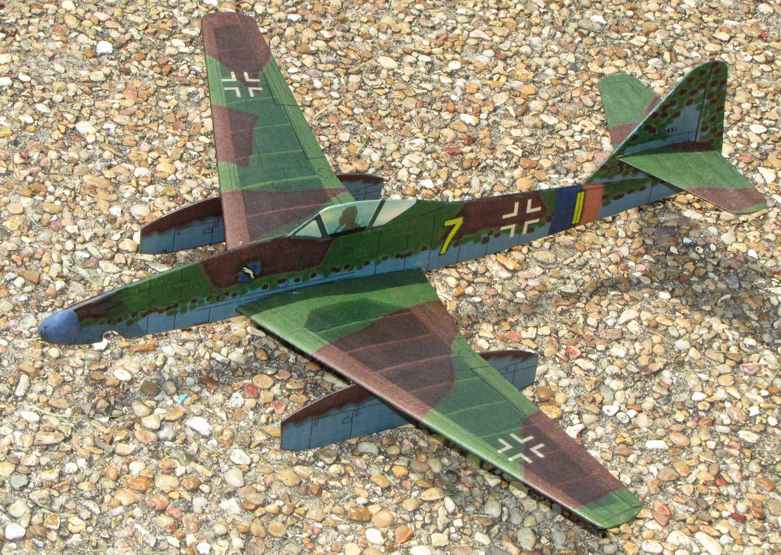 Me-262-Jet-Cat---Top_s.jpg
