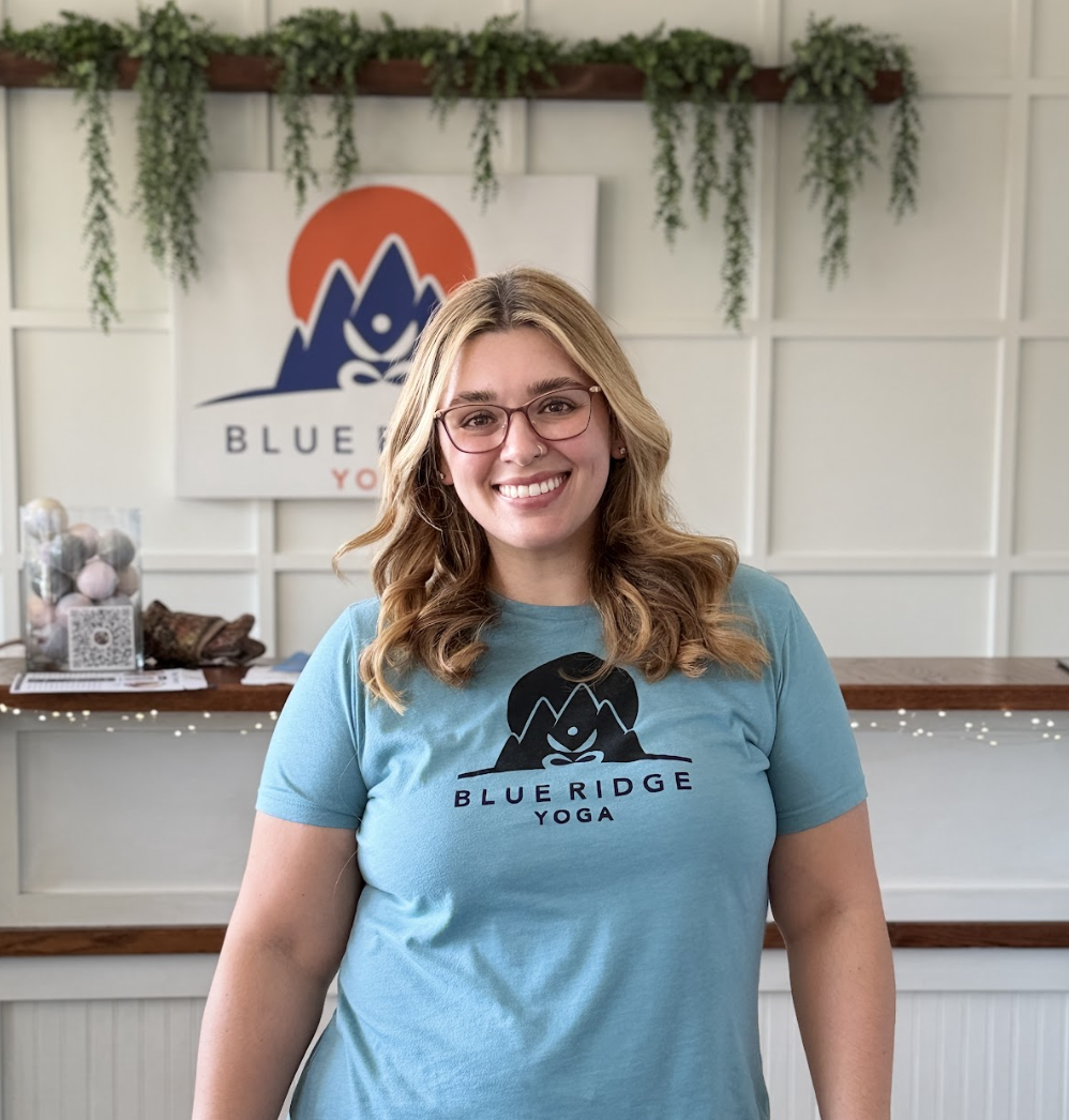 Lexi, Community Coordinator