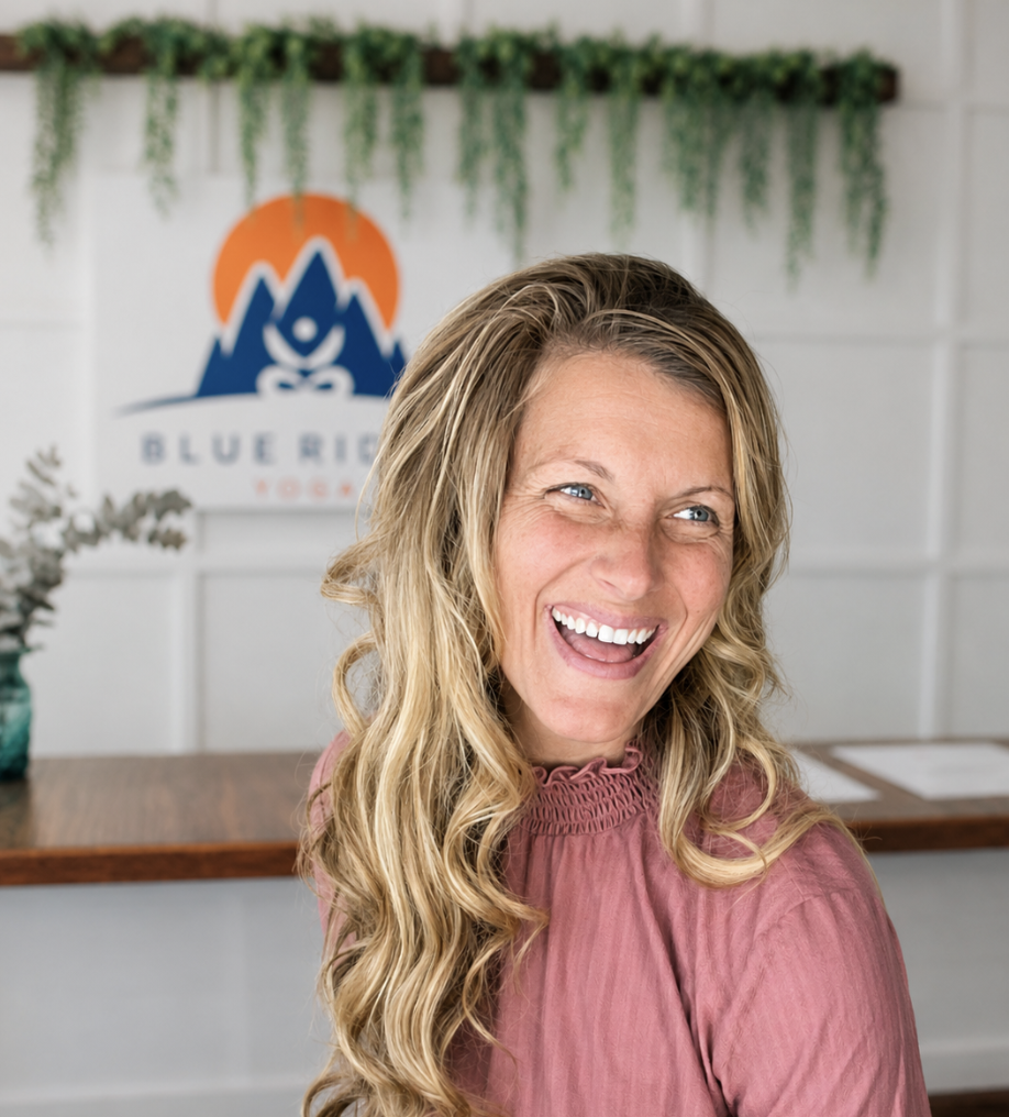 Maren, Social Media Specialist