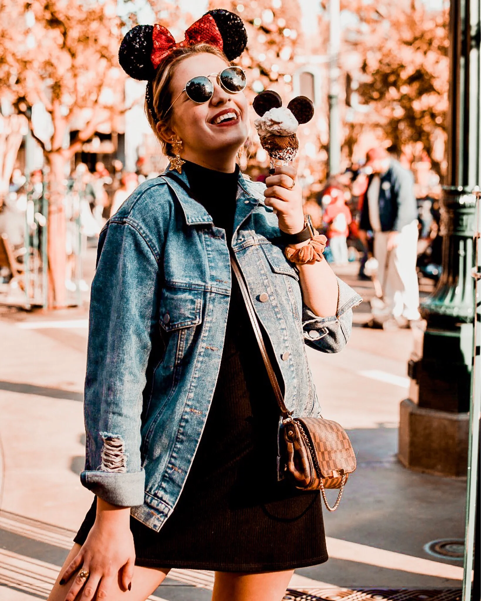 disneyland sunglasses