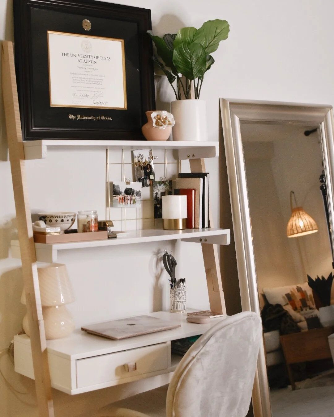 Small Space Desk Set Up | How I Styled My Ladder Desk