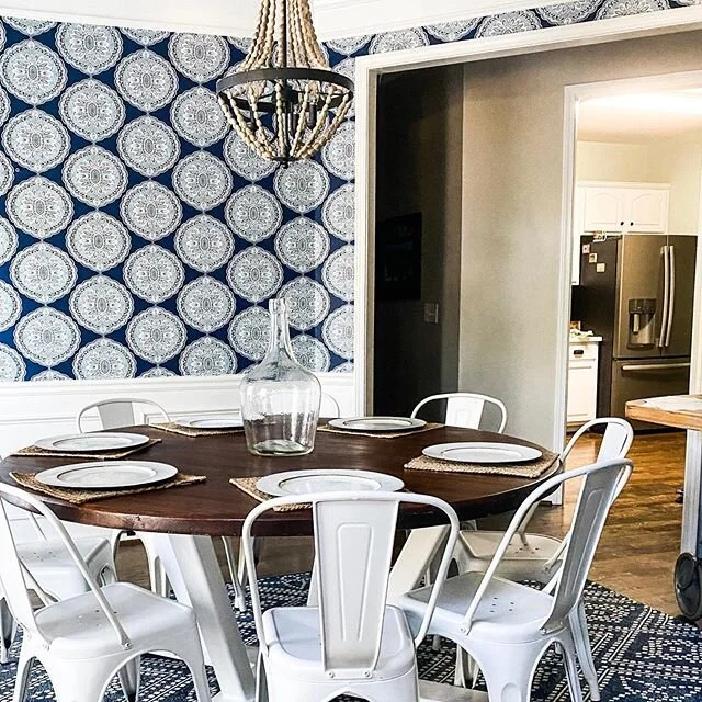 Watch today&rsquo;s stories to see the progress on Amy&rsquo;s dining room!! One thing we actually love about quarantine life... plenty of time to do home projects!!!