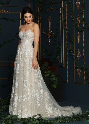 Beautiful A-line wedding dress