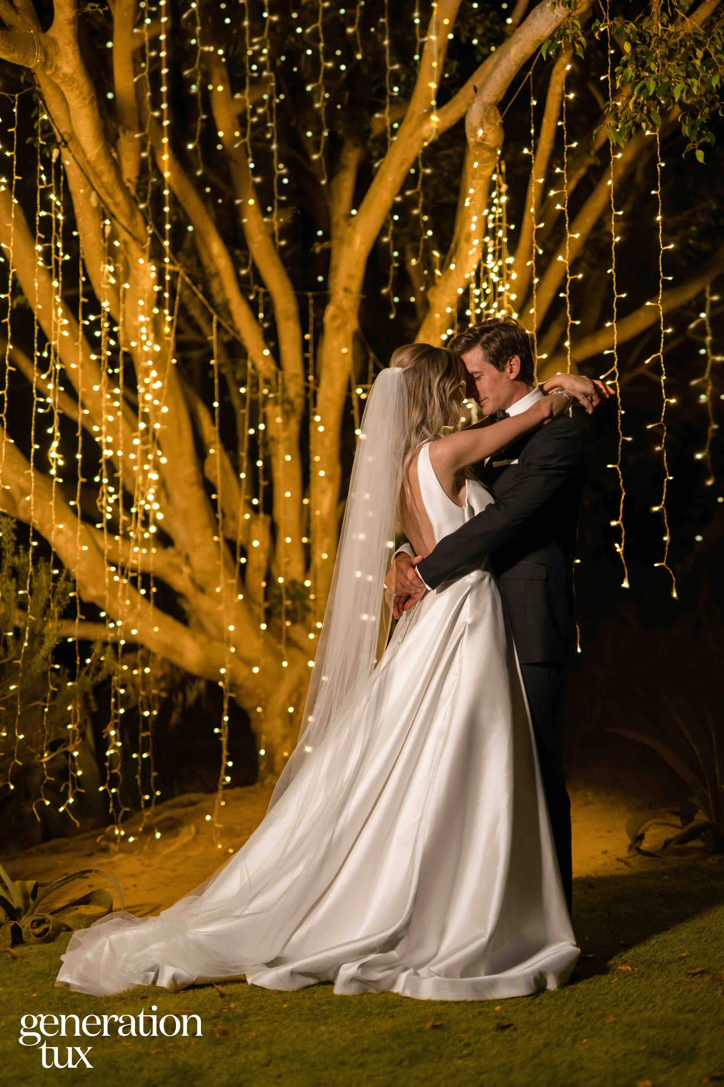 Uptown Bride tux 20211104_GenTux-06313.jpeg