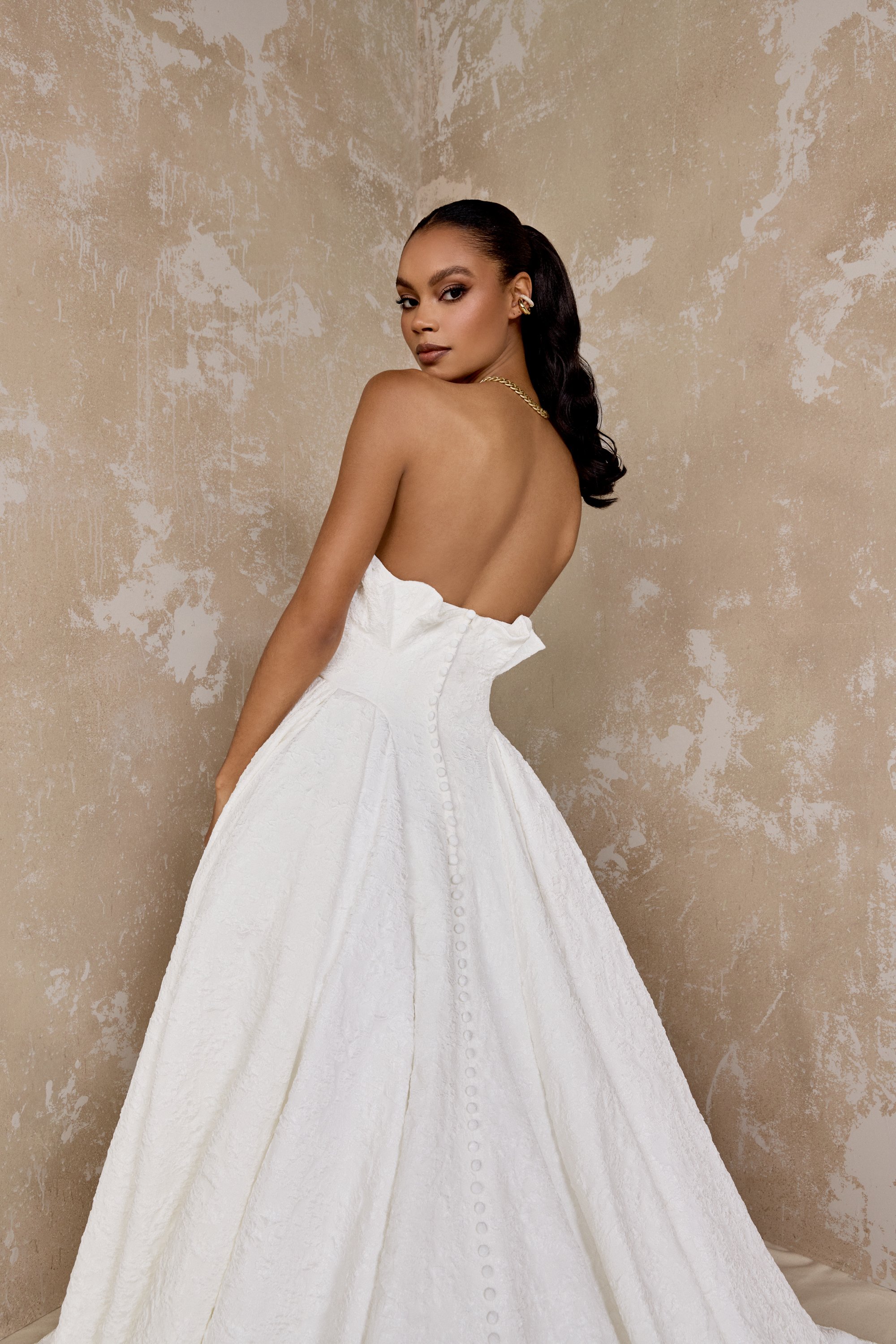 Understanding Bridal Sizing: Why It’s Different