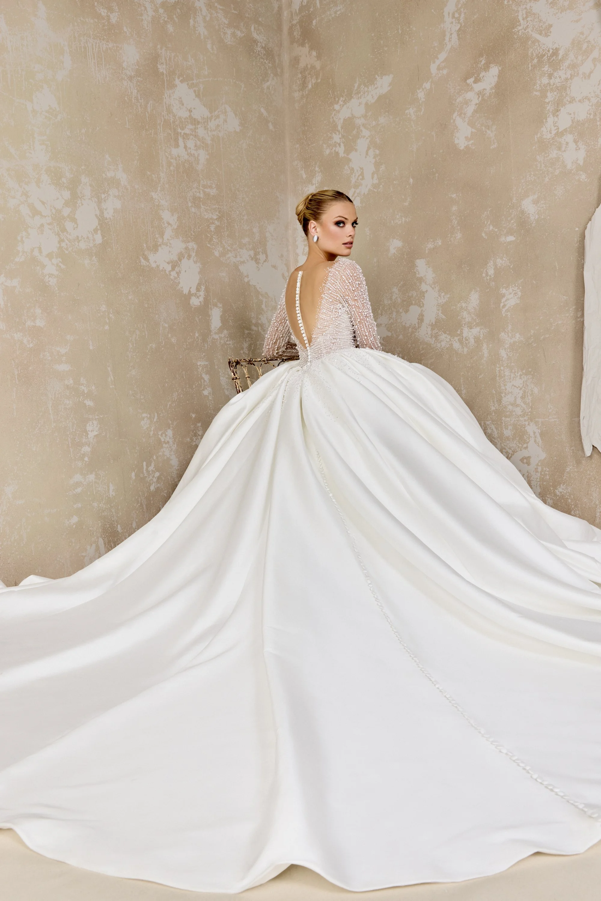 wedding dresses Albuquerque 99329_Brooks_X_Justin-Alexander-Signature_1_PI.jpg