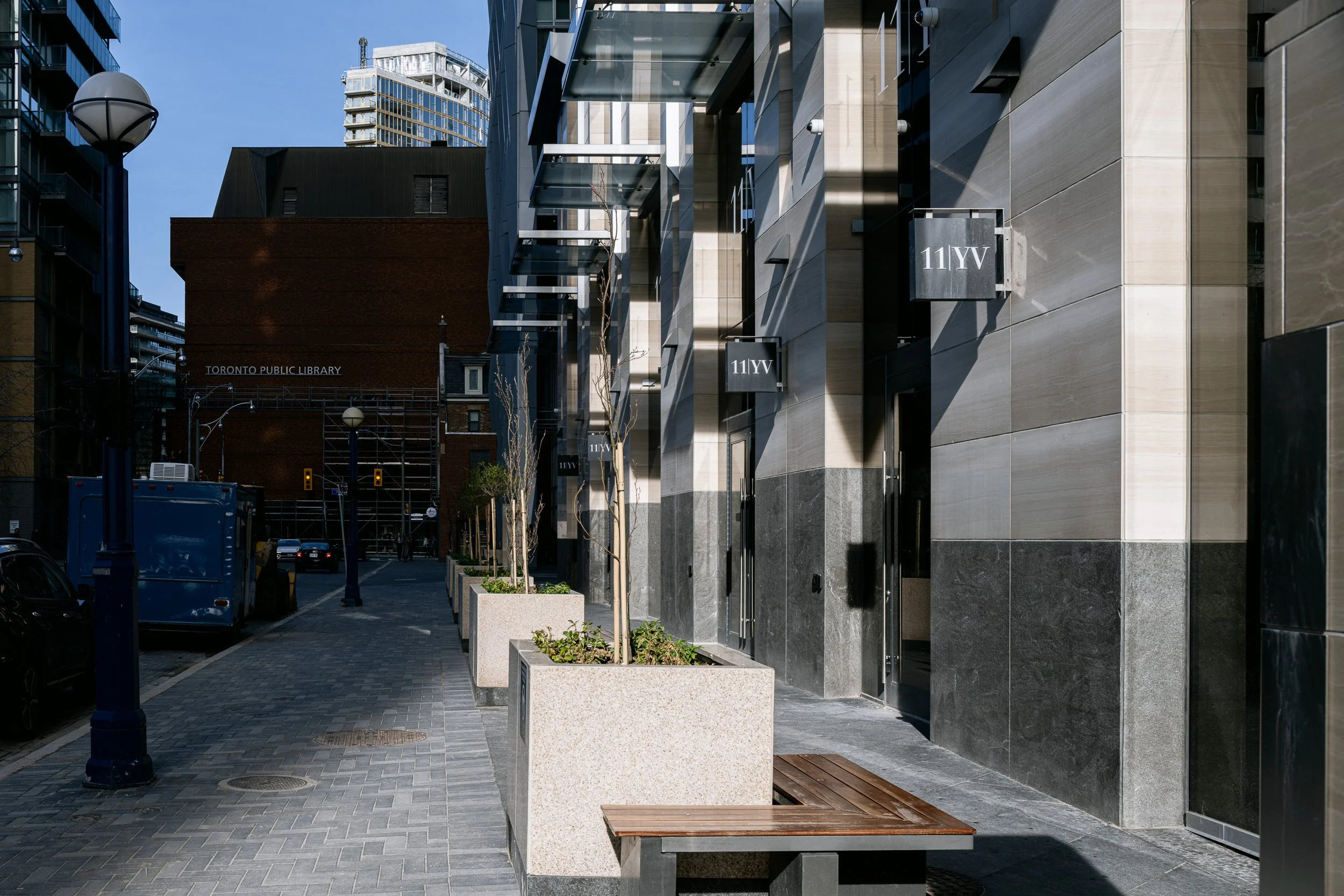 web_Rémi Carreiro_Lee Chow_11 Yorkville (002 of 005).jpg