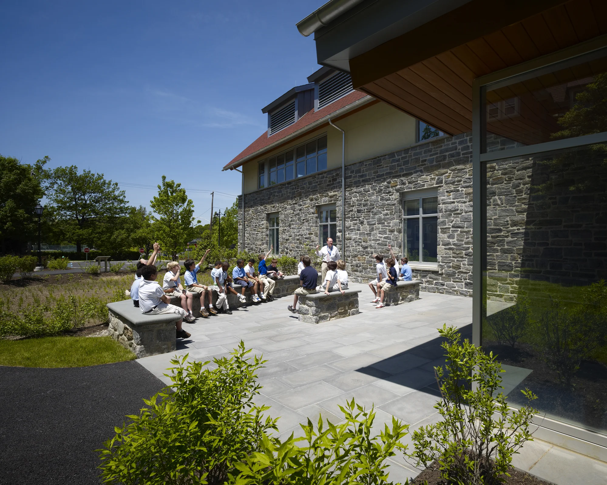 patio_classroom.jpg