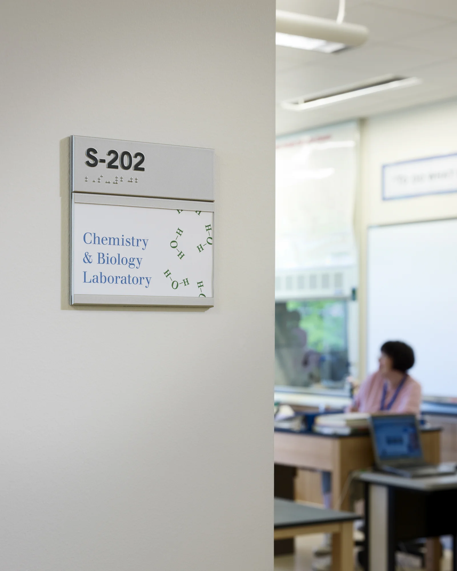 Chemistry_rm_sign.jpg