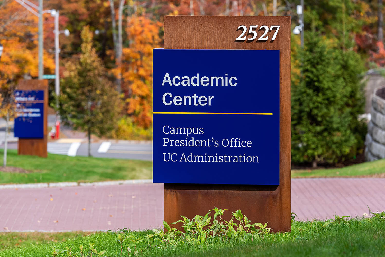 Southern New Hampshire University Roll Barresi Associates Southern New Hampshire University Roll Barresi Associates