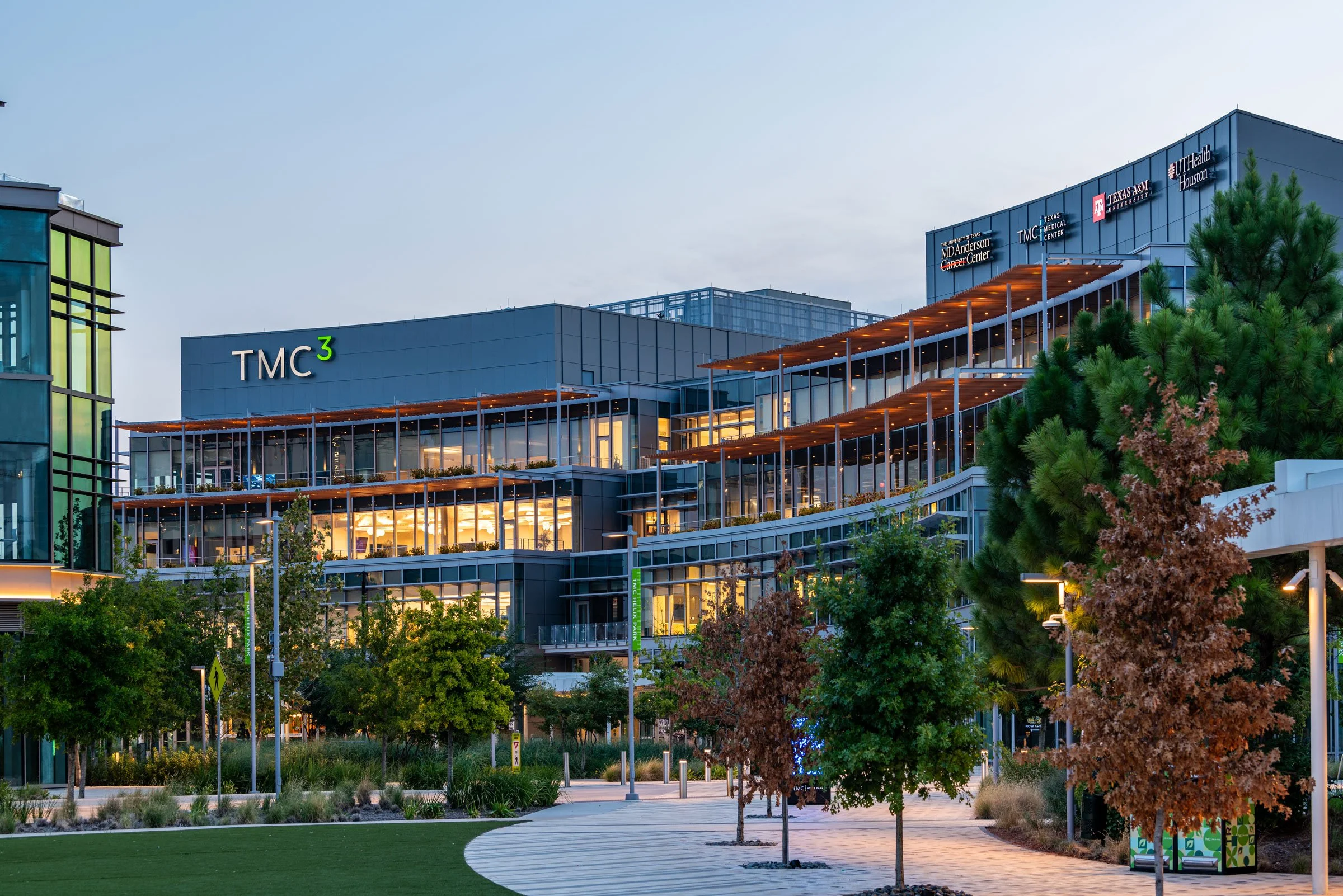  Texas Medical Center  /&nbsp;&nbsp; Graphics that identify, orient, inform, interpret, and inspire  