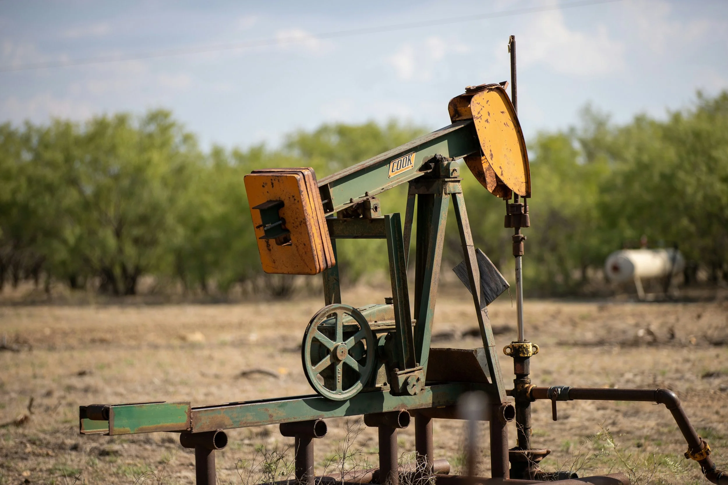 Canadian oilfield services pump jack