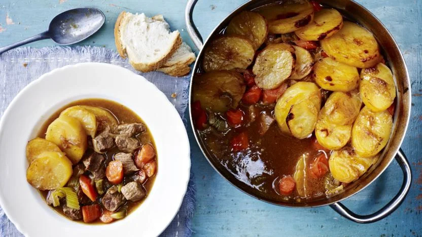 donals_irish_beef_stew_85494_16x9.jpg