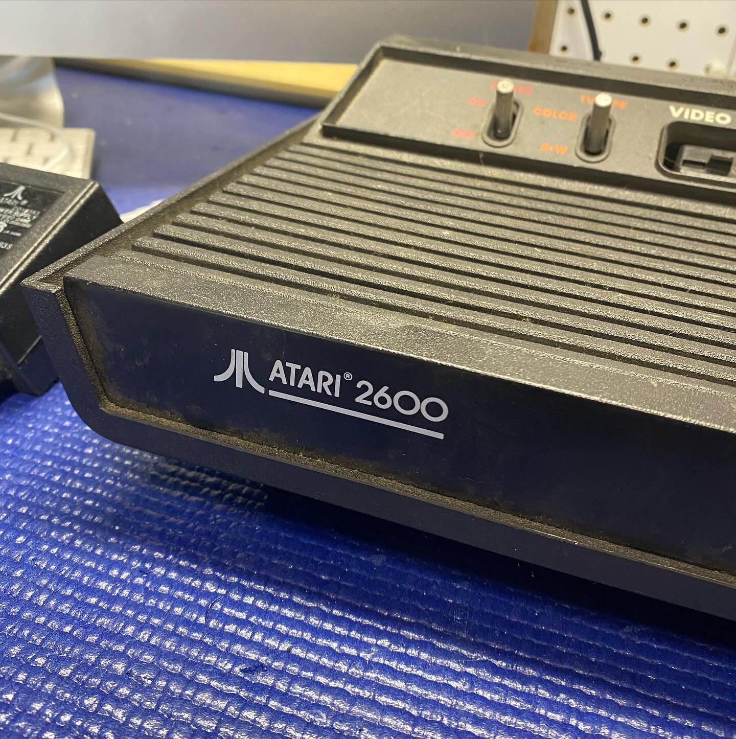 We posted a picture of this very dirty Atari 2600 (1982 so called #DarthVader edition) a few weeks ago. Today, we took it apart, cleaned it, and got it working once again. The board inside is dated 1980 and is a part of a revision that moved the left