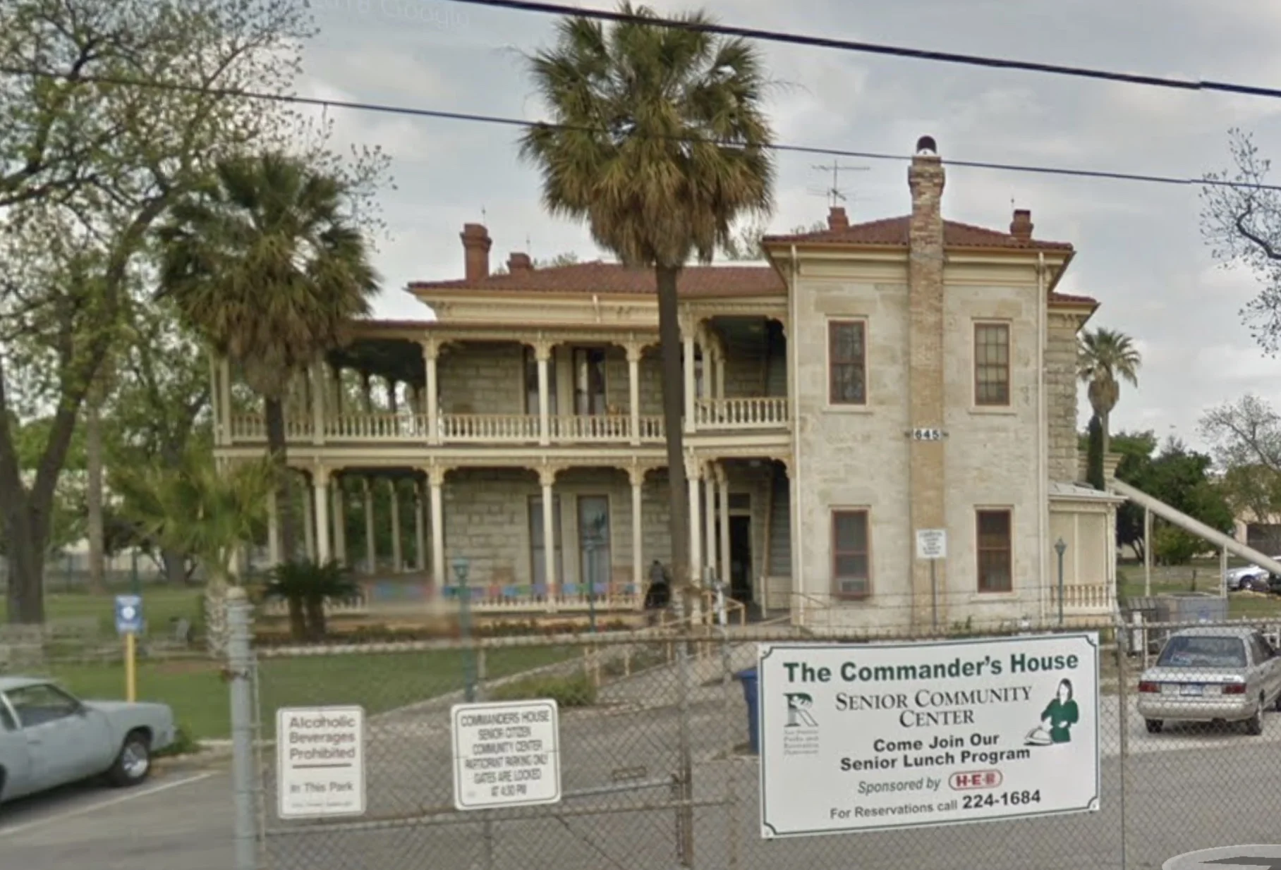 The Commanders House