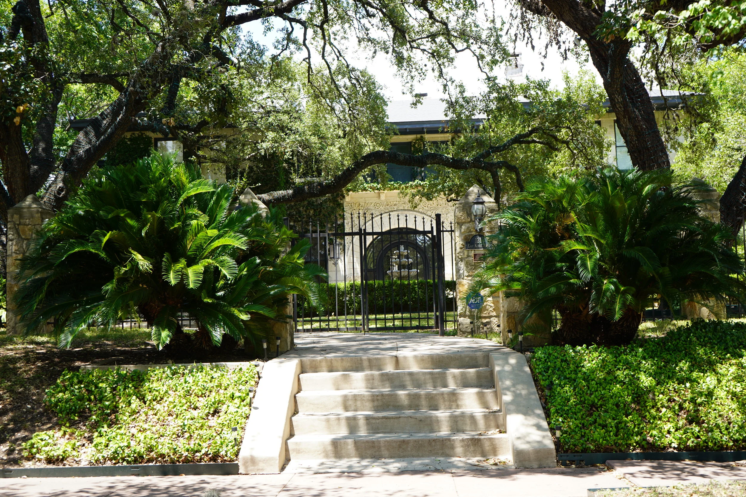 Ike Kampmann Residence — San Antonio Registry