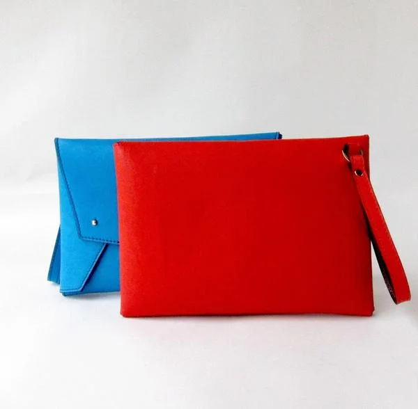 34-A5-clutch-wristlet-bag-accessories-gerald-g01sw_grande.jpg