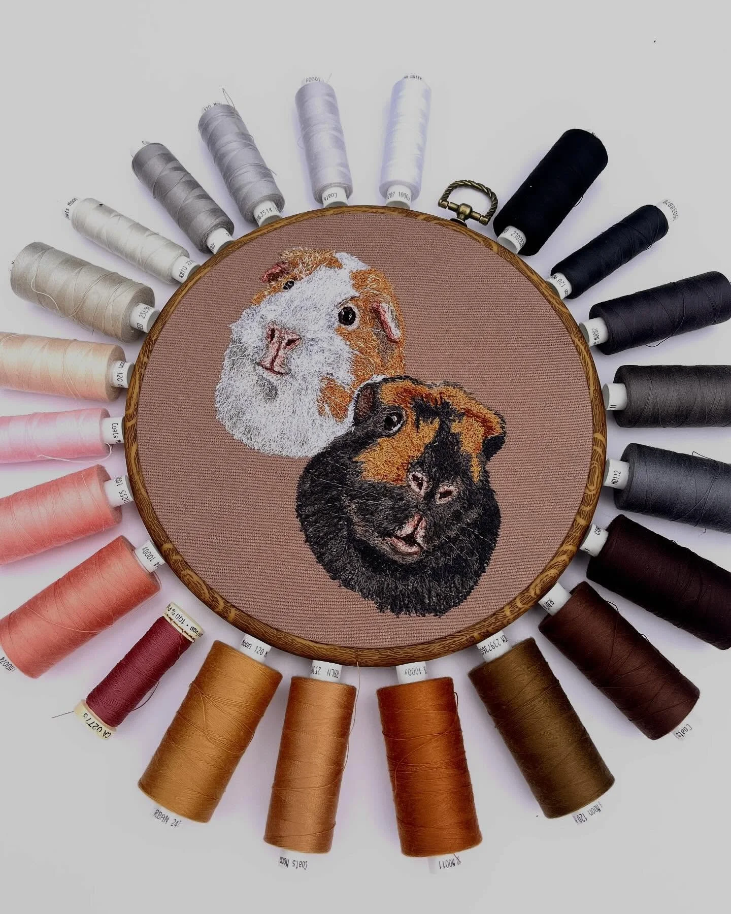 Reflecting on some of my older hoops, some of these are from 2022!! 😭

Ive been looking back at older work and it always makes me smile. I honestly can&rsquo;t believe I&rsquo;ve been doing this business for over 3 years!

Someone asked me the other
