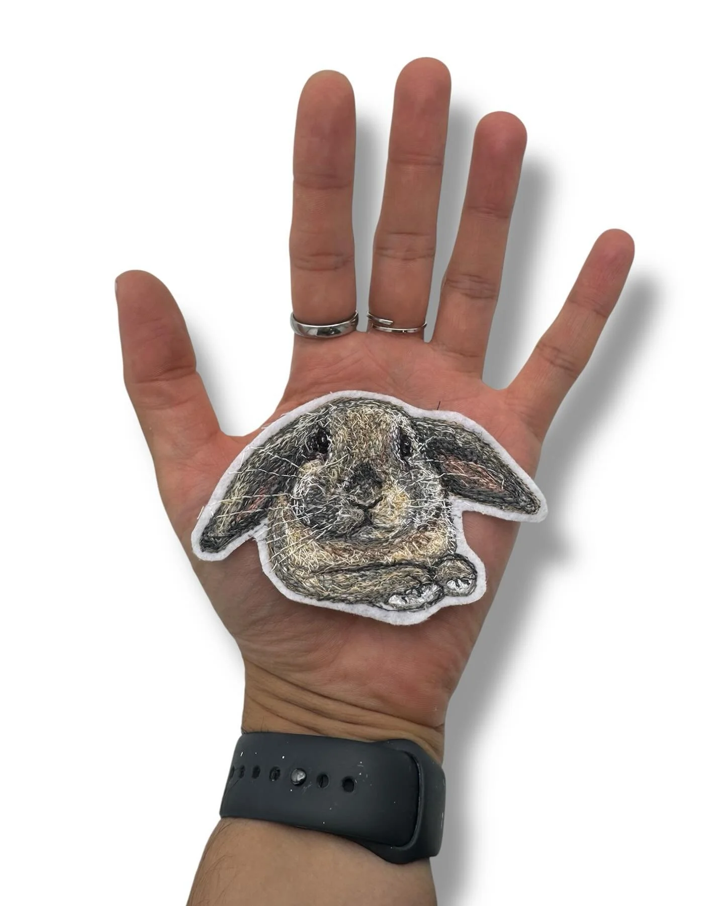 Lots of love for custom patches recently, thank you! 

Of course I love the rabbit! 🐰 but had my first full body patch too. These are great if you&rsquo;ve already got an item of clothing, you want to pop your pet on!

Available as iron on or sew on