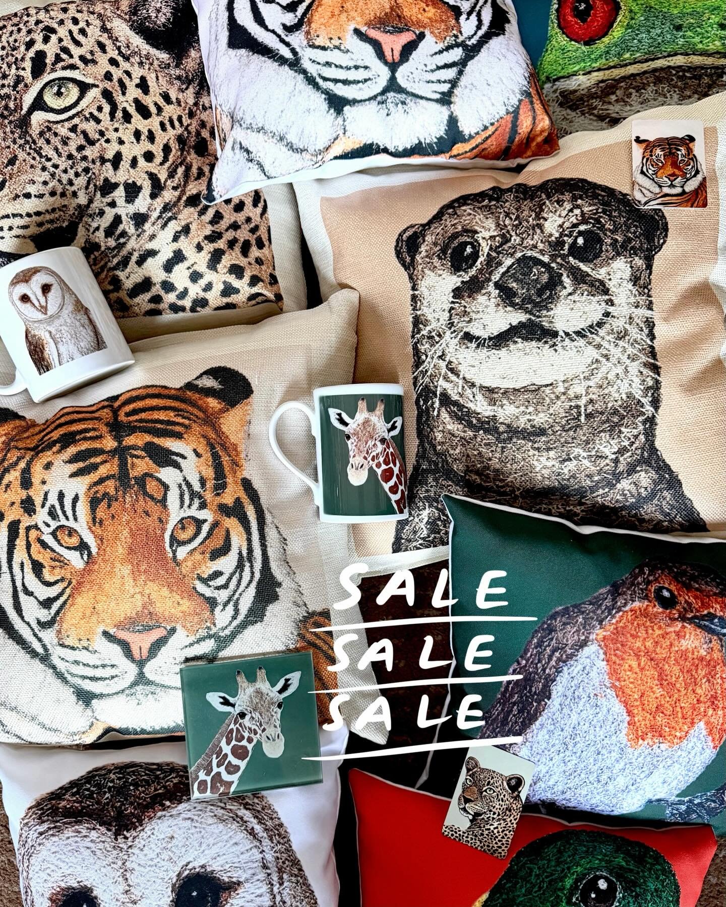 Finally got round to listing the last remaining bits from my sample sale! Head to the &lsquo;ready to ship&rsquo; section! ⭐️⭐️

I&rsquo;ve also knocked down greetings cards to &pound;1 till next week so go crazy!! All ready to ship items will be shi