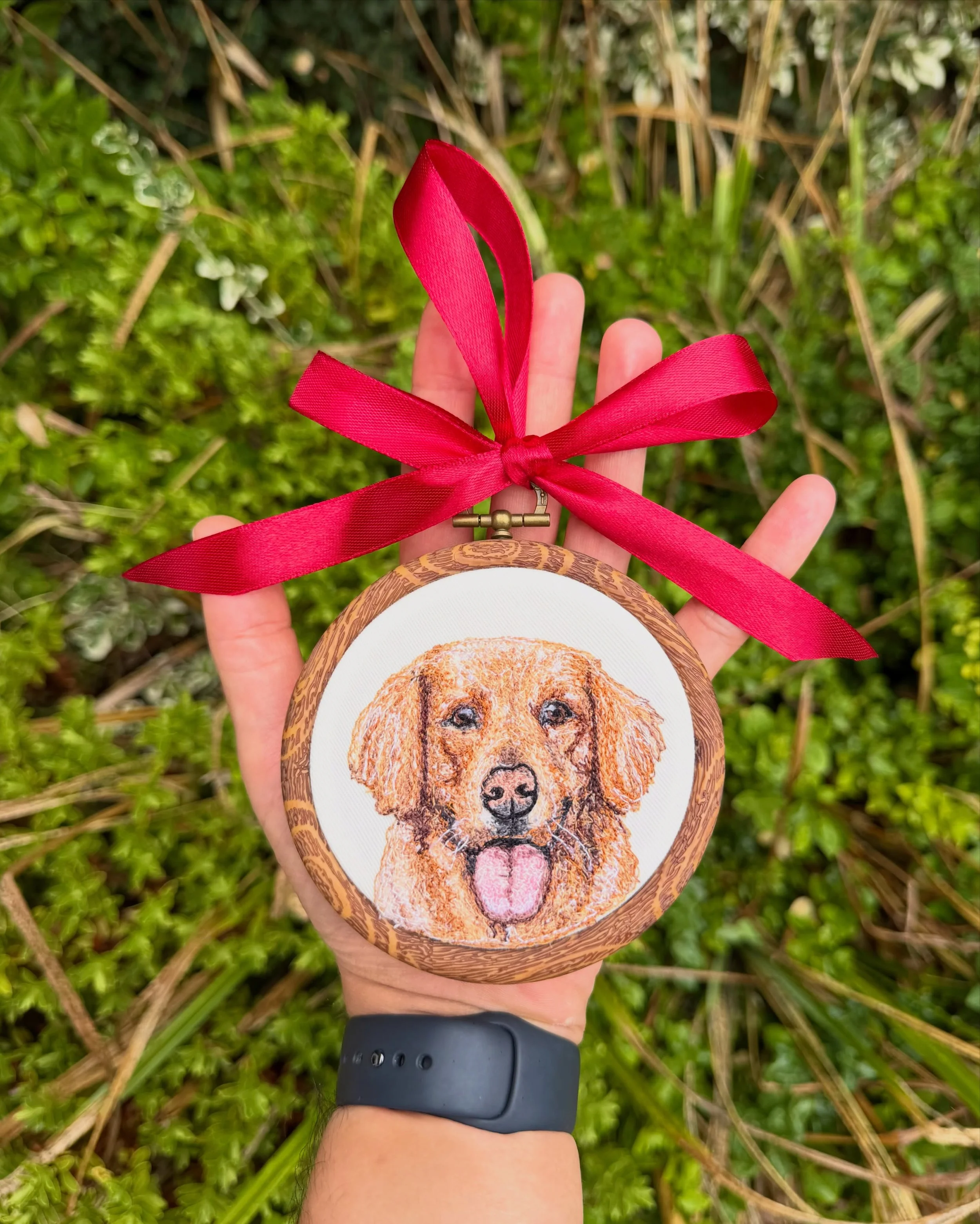 Miniature hoop decorations are one of my favourite things to embroider at the moment!! 🤍

I&rsquo;m loving all the colour combos you&rsquo;re thinking of!! ✨

If there&rsquo;s ever a ribbon colour you want that&rsquo;s not listed, give me a message 