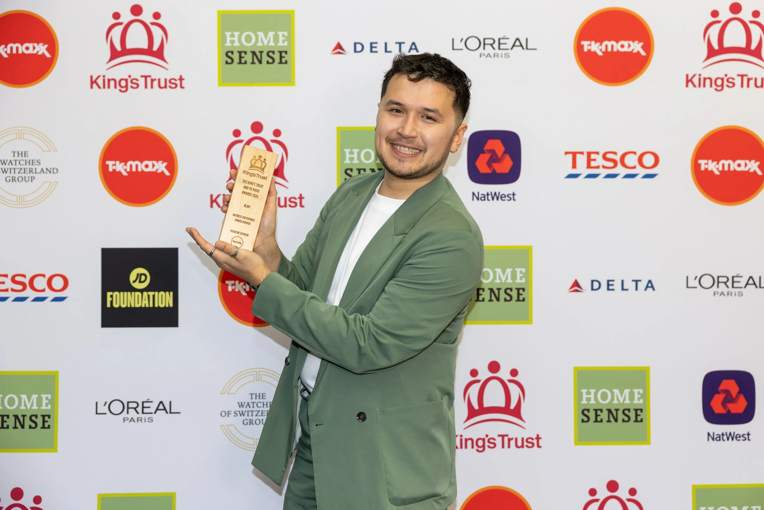 Alan Goodwin - King's Trust Award - England - Embroidery