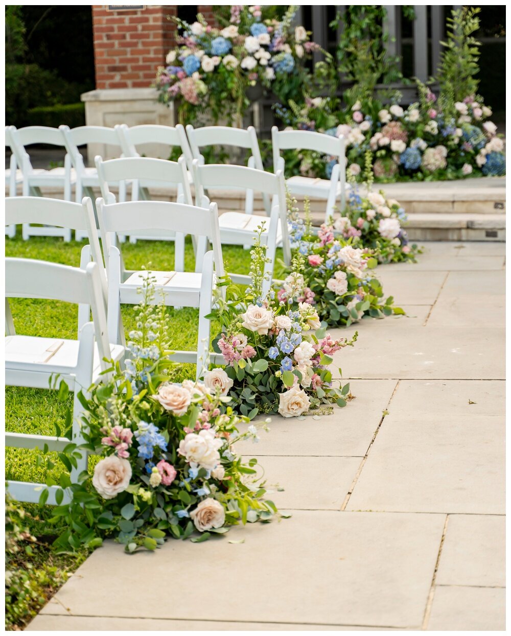 Pastel Floral Wedding at Arlington Hall, Haute Floral 26.jpg