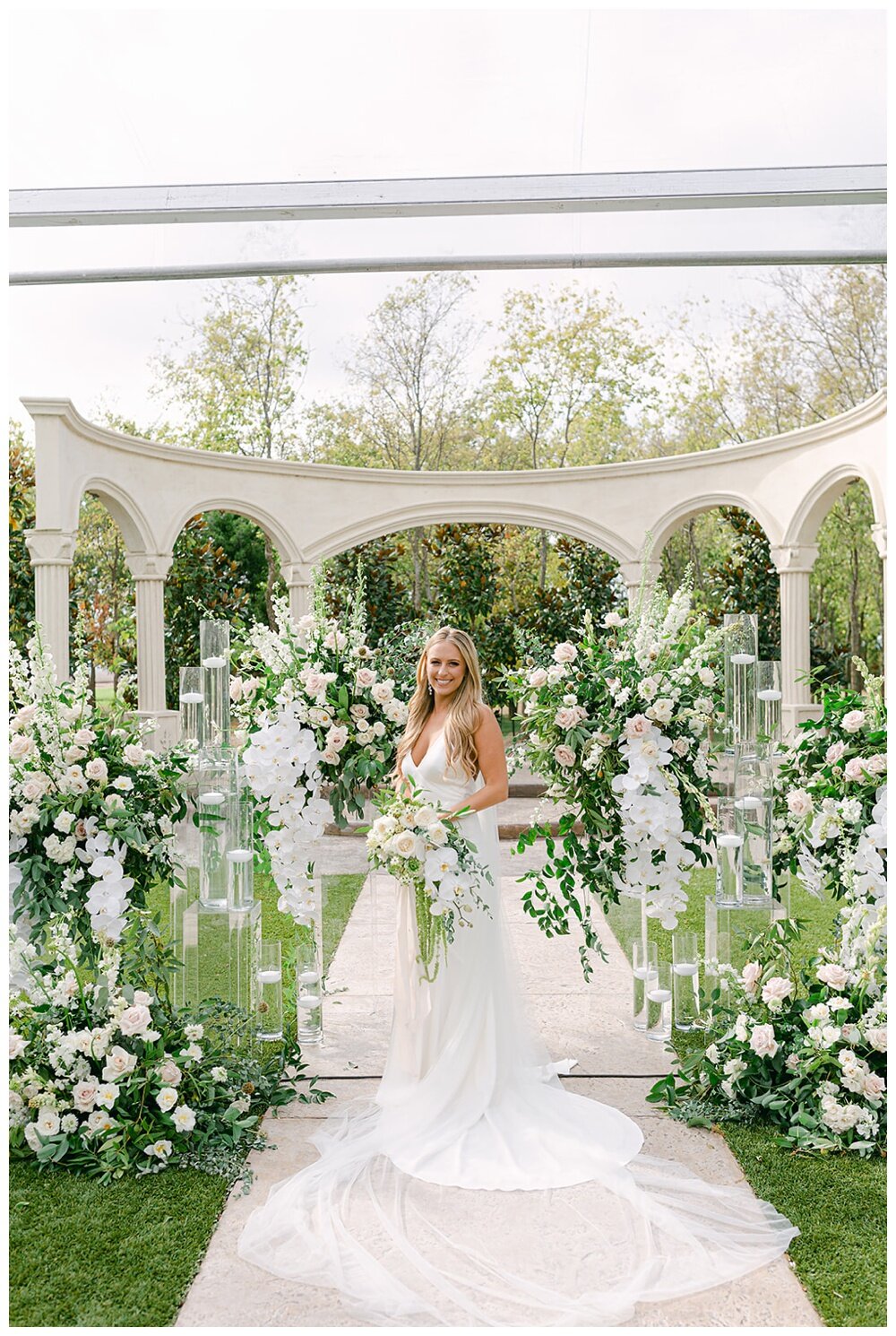 Glamorous White & Green Wedding, Madeleine Shea Photography, Haute Floral Dallas TX 7.jpg