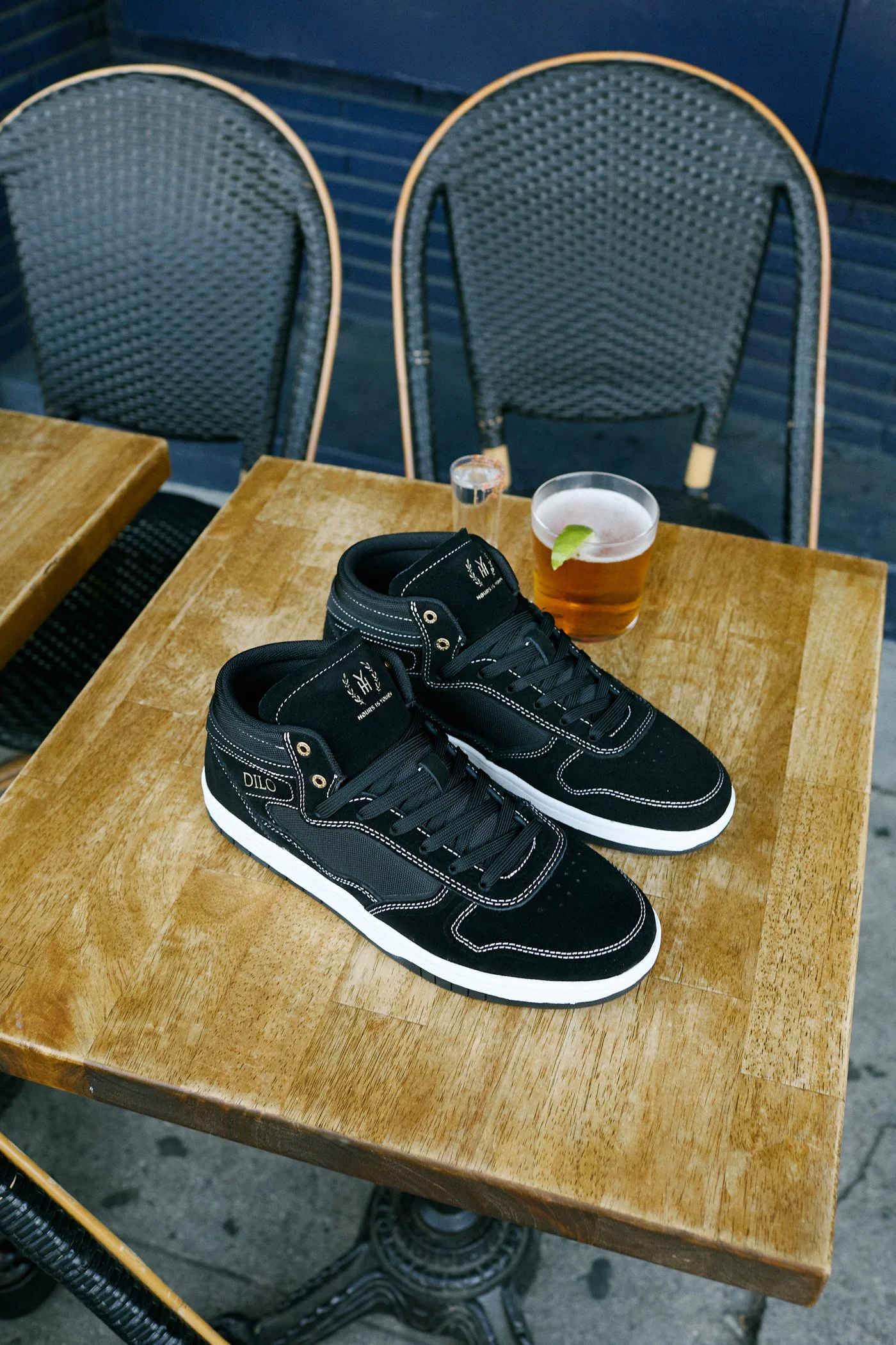 HIY DILO-BLK CONTRAST GUS BUS_4.jpg