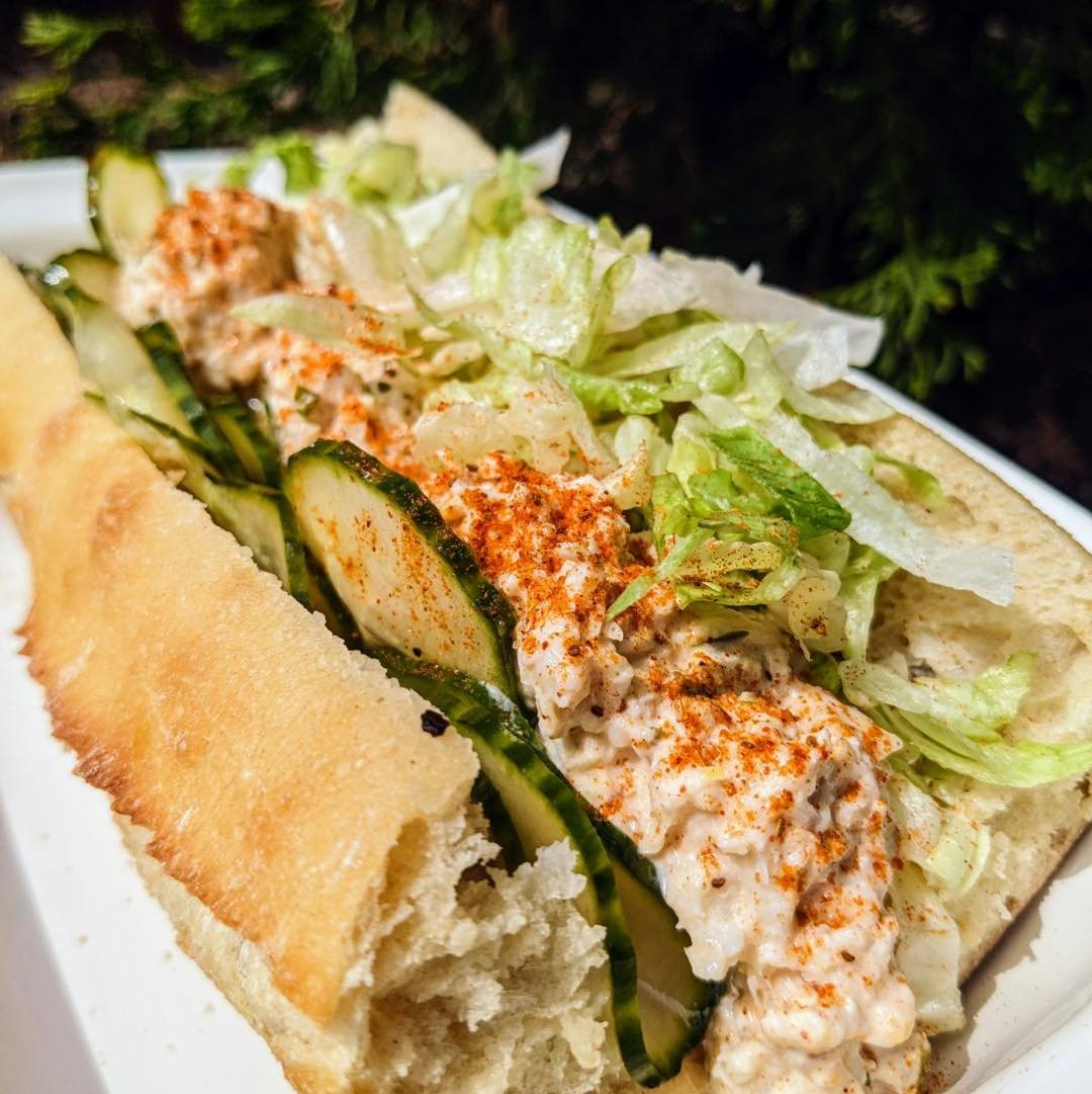 This one was a WINNER! 
FRIDAY (5/10) SMOKEHOUSE SPECIALS
ALL DAY UNTIL WE SELL OUT- - - Smoked Crab Po&rsquo;Boy, french roll, Old Bay, remoulade, fresh pickled cucumber.
DINNER- - -  Garlic black pepper prime rib, horseradish cream, au jus.

#smoke