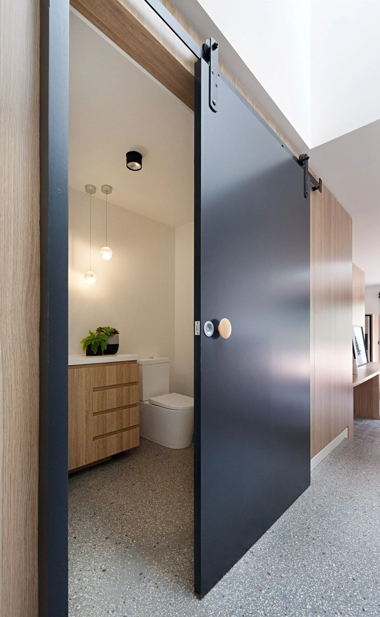 Inbetween Architecture_Ruffey Lake_©TatjanaPlitt_0039.jpg