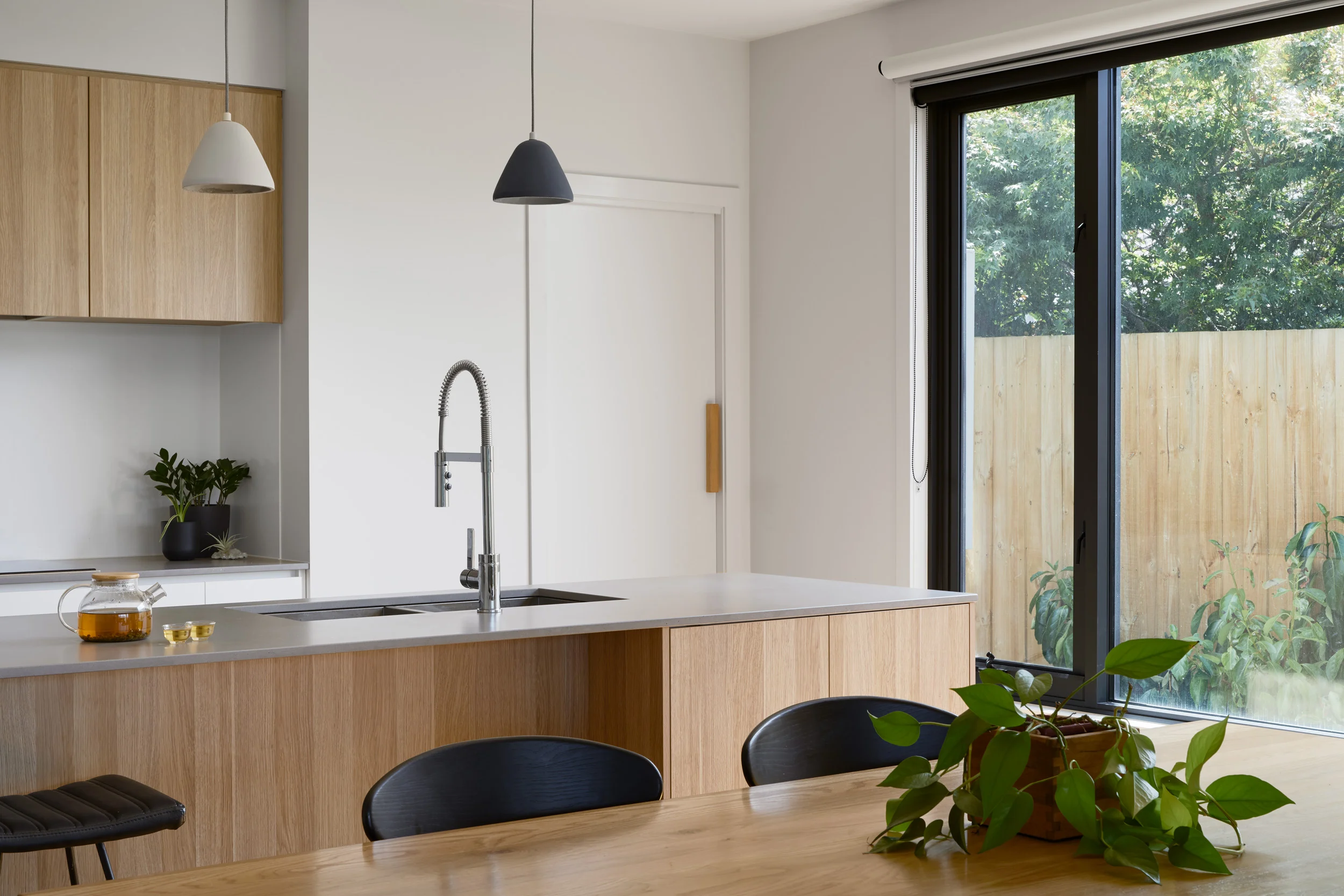 In Between Architecture_Watts St_©Tatjana Plitt214.jpg