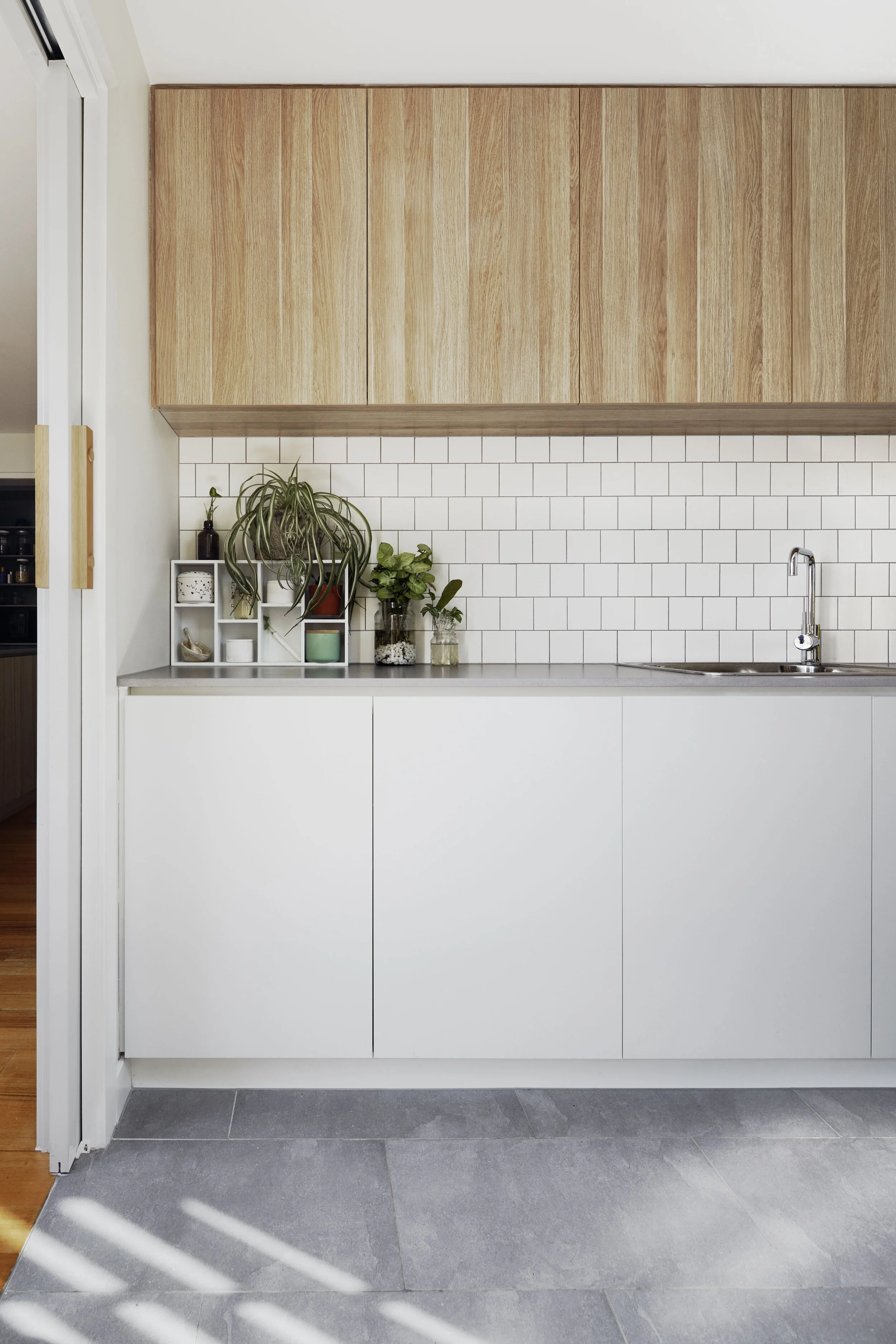 In Between Architecture_Watts St_©Tatjana Plitt475.jpg