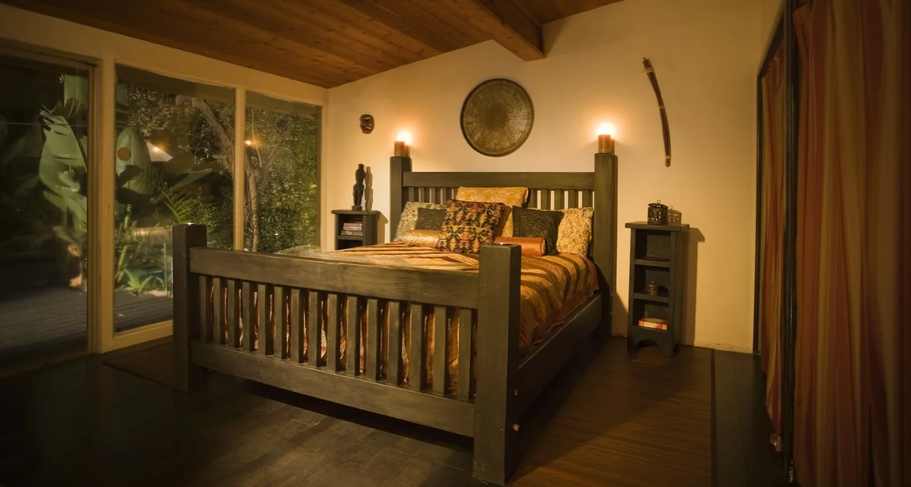 KingBed copy.jpg