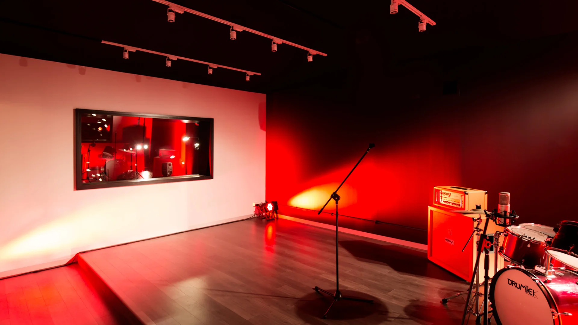 Abbey Road Institute6.jpg