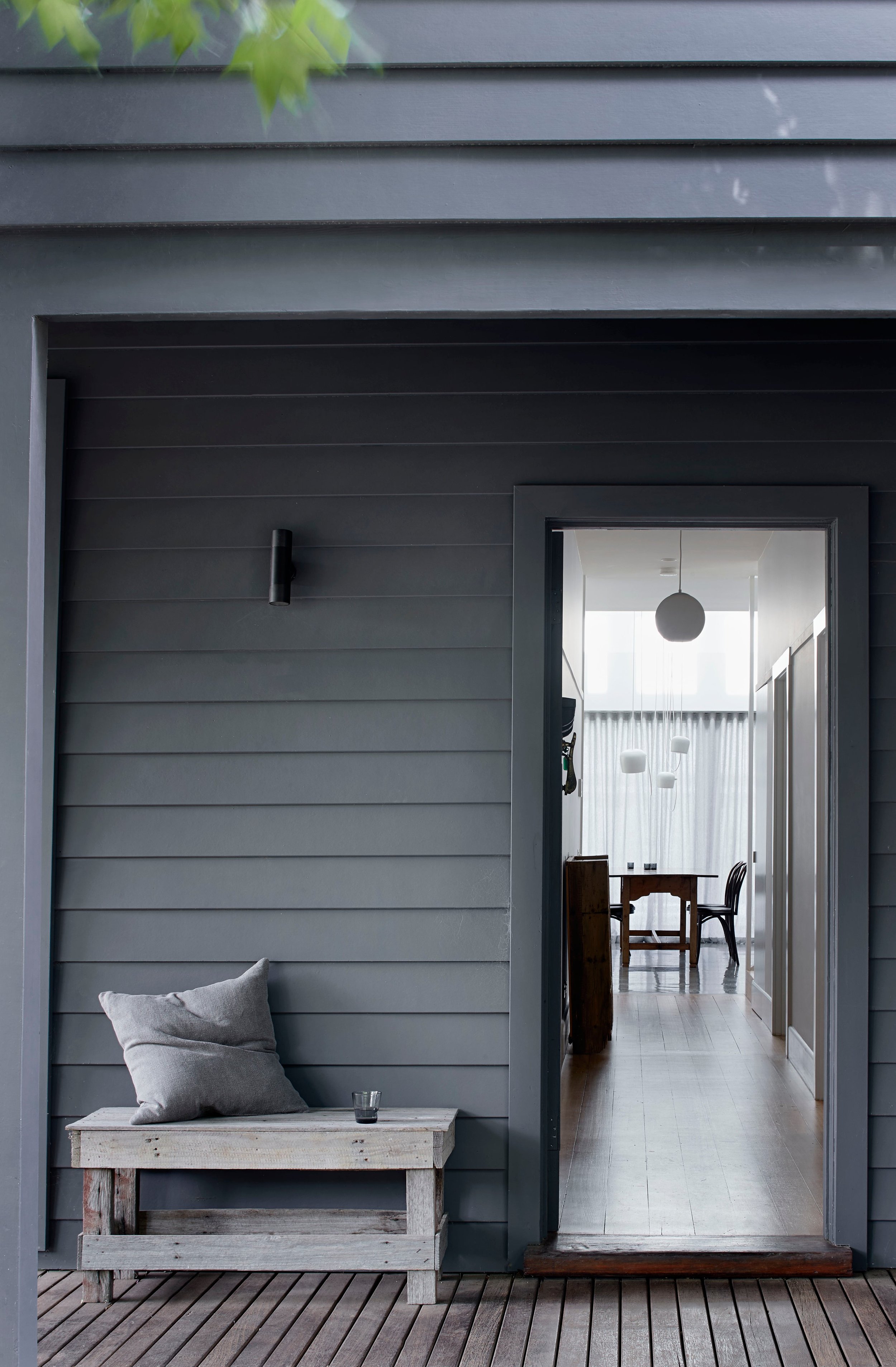 Flinders Beach House Shannon McGrath_7.jpg