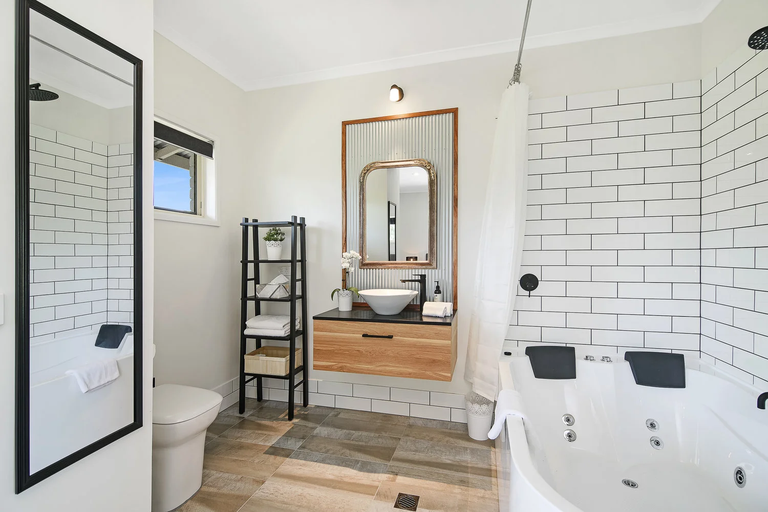 Spa+room+ensuite.jpg