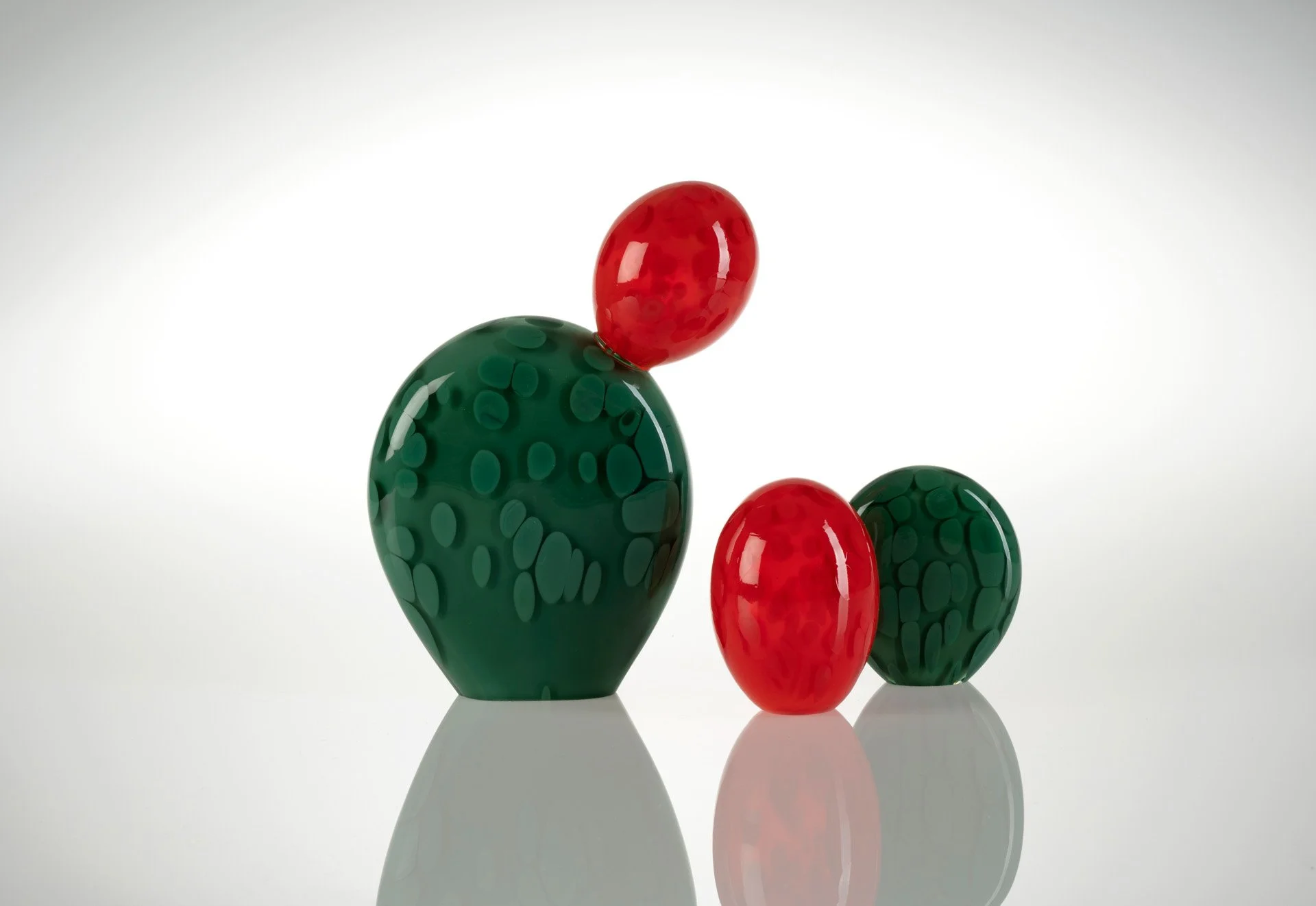 2021-12 EYG Prickly Pear Red Trio Dec 2021 - Michael Haines Photography4.jpeg