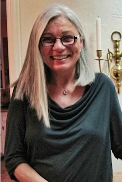 gloria photo.jpeg