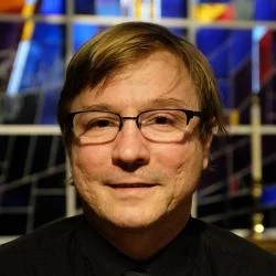 Greg Bloy 4 cropped 1024x1024.jpg