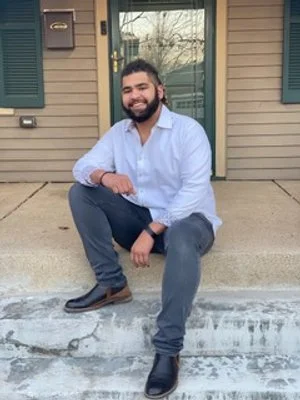 Interview with Ethan Emerson Kabati: "What it's like to be white and black"